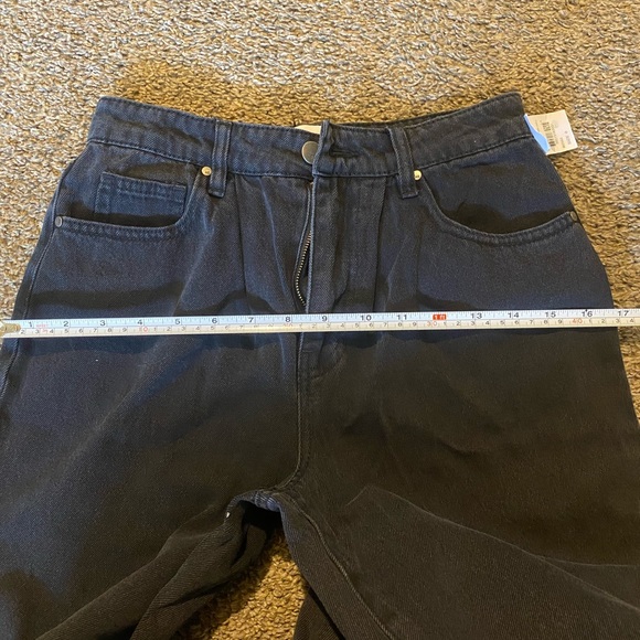 Black denim mom jeans - Picture 5 of 6